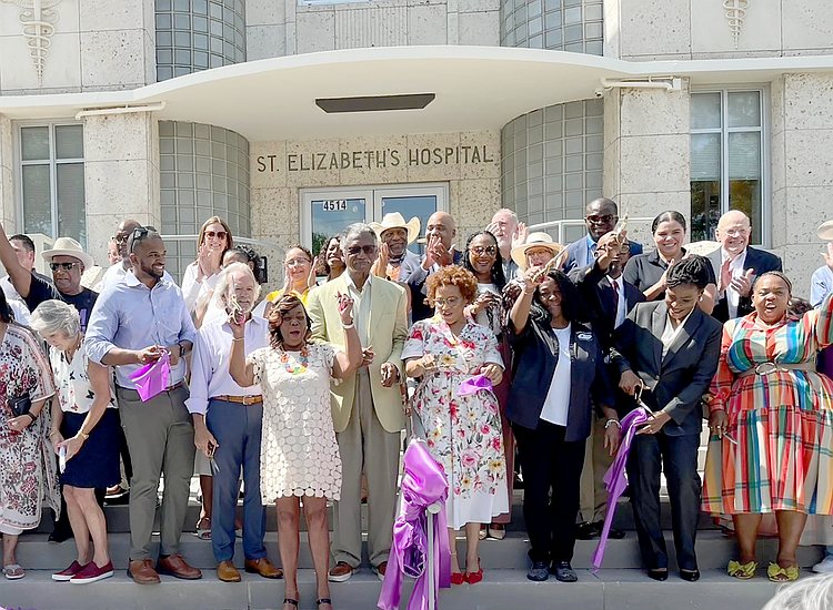 Ribbon cutting at St. Elizabeth's, a Fifth Ward CRC project